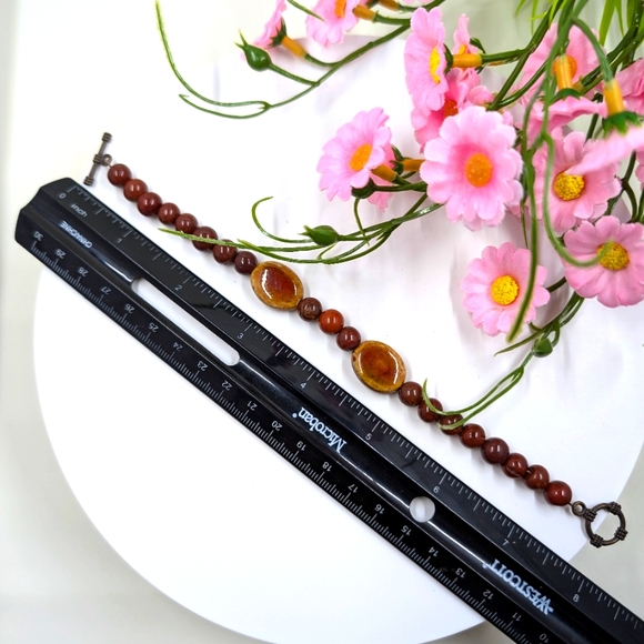 Red Jasper Stone Bead Vintage Toggle Closure Bracelet - Picture 4 of 4